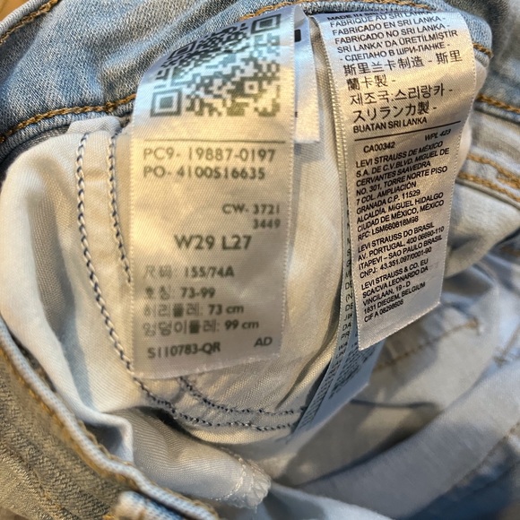 Women’s Levi Jeans Boyfriend/Crop - Picture 5 of 5